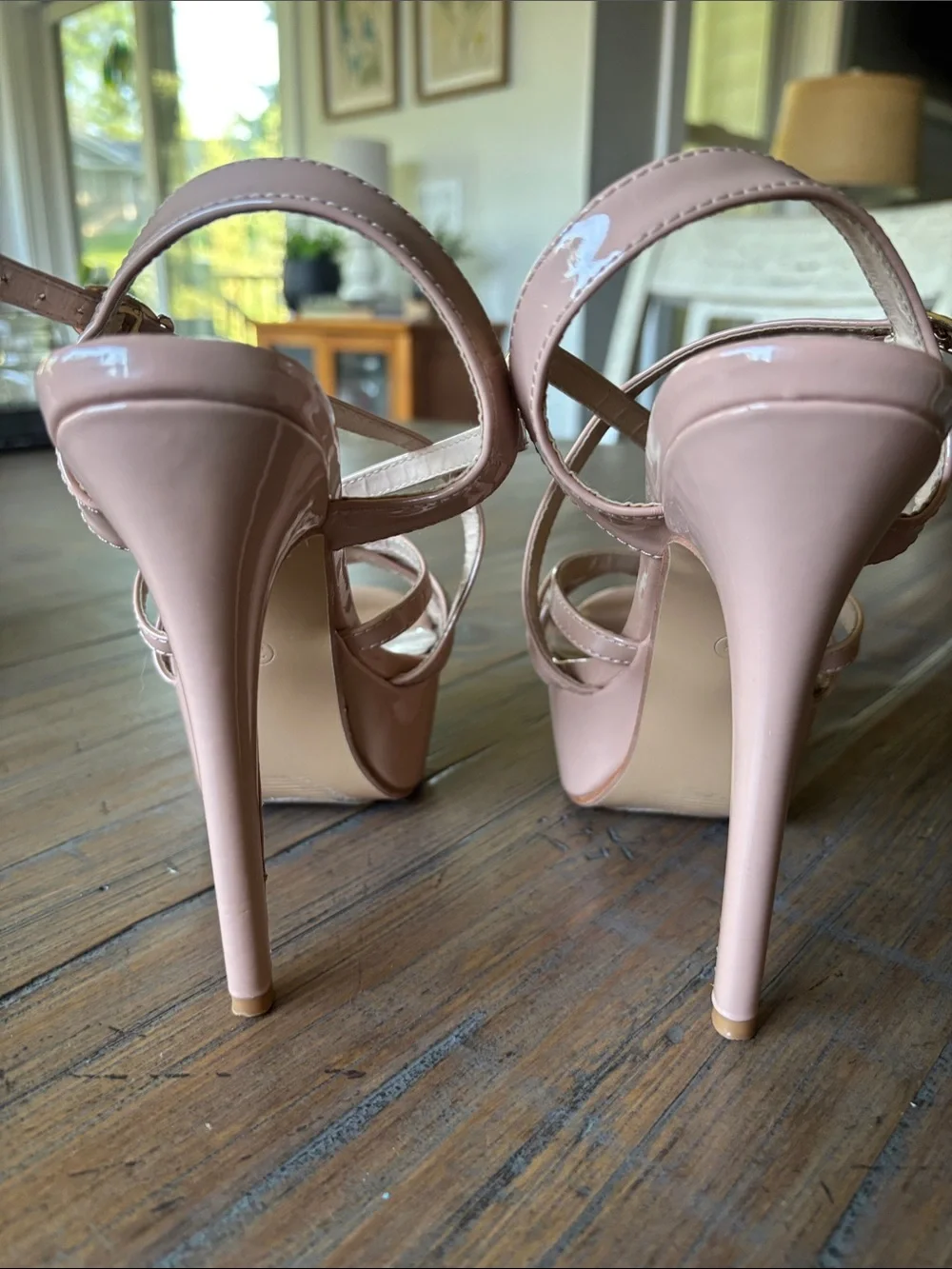 Light tan size 38 (women’s 7.5) 6” heels